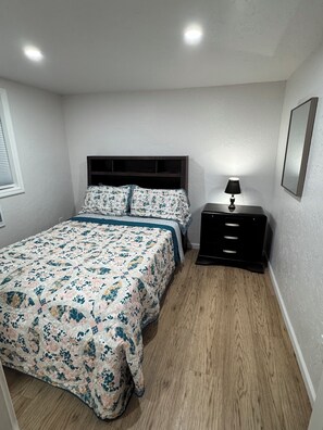 1 bedroom, iron/ironing board, free WiFi, bed sheets