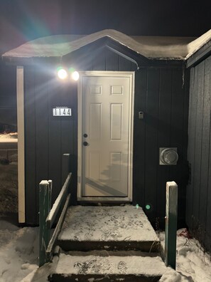 Exterior detail - Cozy house in charming Anchorage with WiFi access (Anchorage)