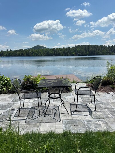 Charming apartment on Main Street 