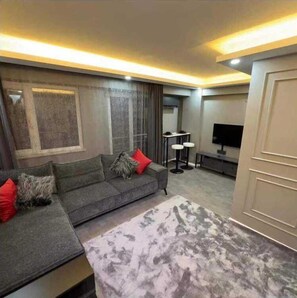 Apartment, Multiple Beds, Balcony | 4 bedrooms, free WiFi