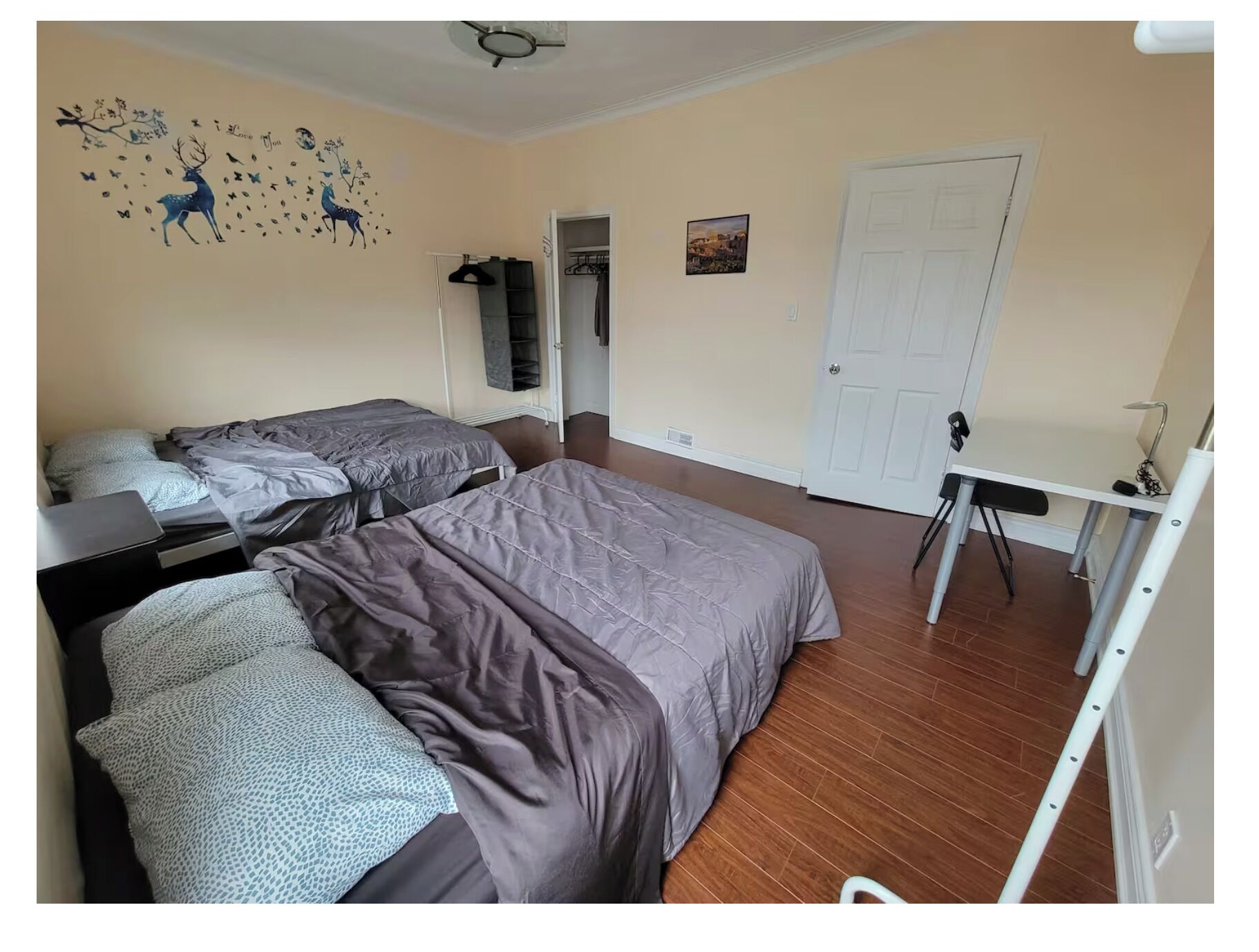 7 bedrooms, iron/ironing board, free WiFi, bed sheets