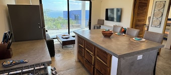 Tranquil house with AC in El Sargento - Perfect getaway spot