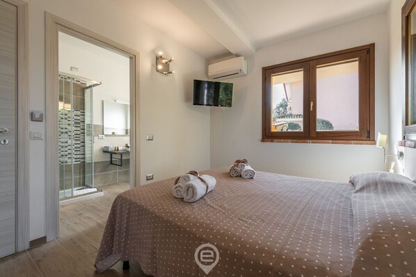 1 Schlafzimmer, Bügeleisen/Bügelbrett, Reisekinderbett, WLAN