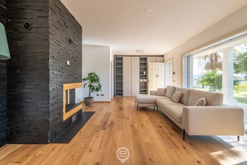 Golden Dunes Villa - Garden Retreat