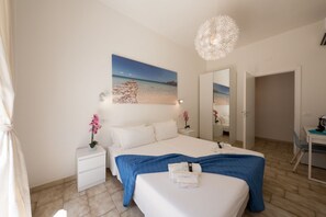 1 bedroom, desk, iron/ironing board, WiFi