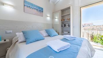 1 chambre, bureau, lit parapluie, Wi-Fi