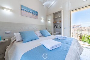 1 chambre, bureau, lit de bébé portatif, Wi-Fi
