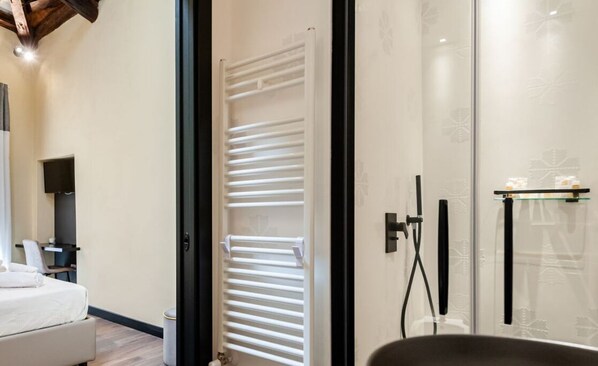 1 bedroom, iron/ironing board, WiFi, bed sheets - KyS Castello - Suite Stampace (Cagliari)