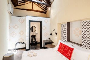 1 bedroom, iron/ironing board, WiFi, bed sheets - KyS Castello - Suite Stampace (Cagliari)