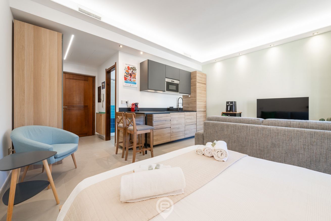 1 bedroom, iron/ironing board, travel cot, WiFi