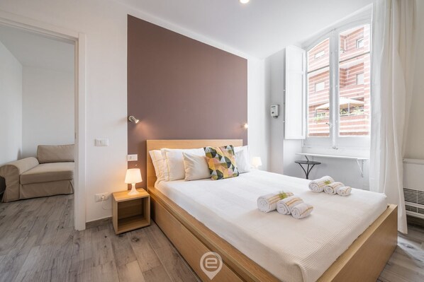 2 bedrooms, WiFi, bed sheets