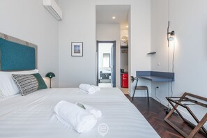 1 bedroom, iron/ironing board, WiFi, bed sheets - Verso Suites - Suite Turchese (Cagliari)