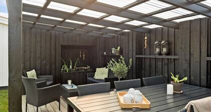 4 bedroom awesome home in Thisted