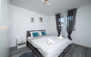 2 bedrooms, free WiFi, bed sheets