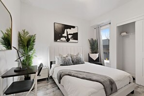 2 habitaciones, tabla de planchar con plancha, wifi y ropa de cama 