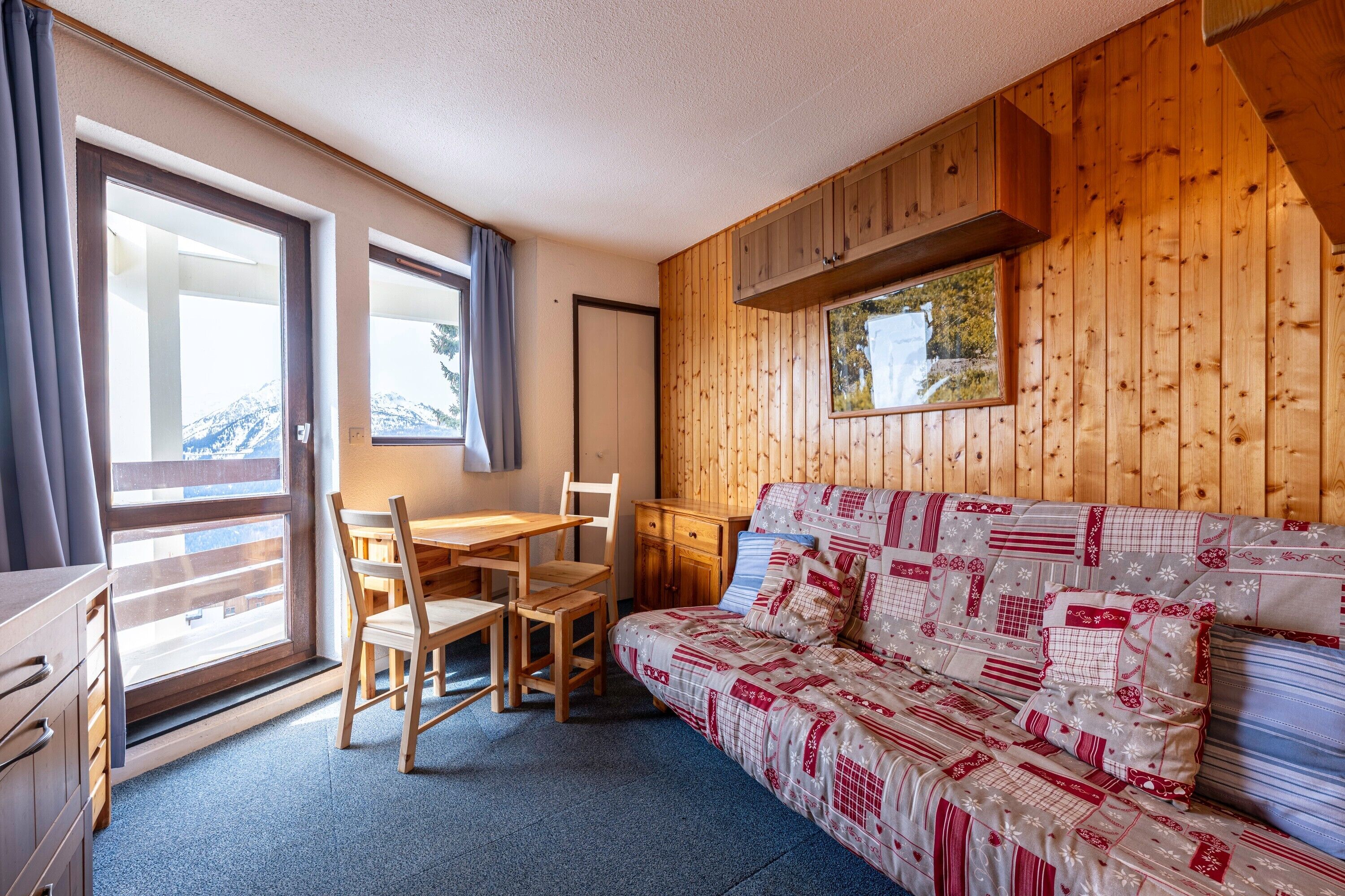 电视、立体声音响