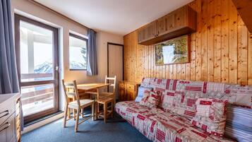 电视、立体声音响