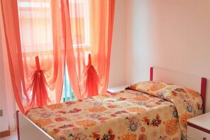 3 Schlafzimmer, Reisekinderbett, WLAN, Bettwäsche