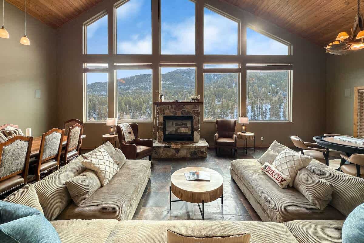 Smart TV, fireplace, offices