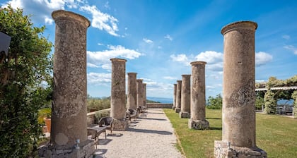 Casita de campo 'Immerso Nella Natura' con vistas al mar, terraza compartida y Wi-Fi