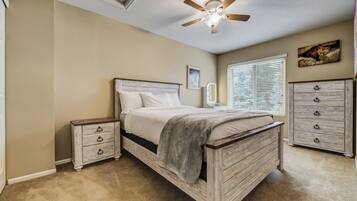 4 bedrooms, free WiFi