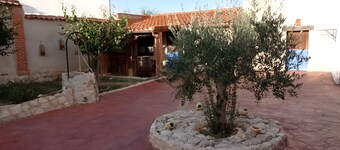 Country House 'La Abuela Marcelina' with Private Garden and Wi-Fi