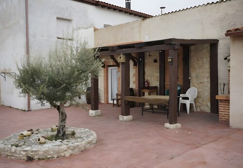 Country House 'La Abuela Marcelina' with Private Garden and Wi-Fi