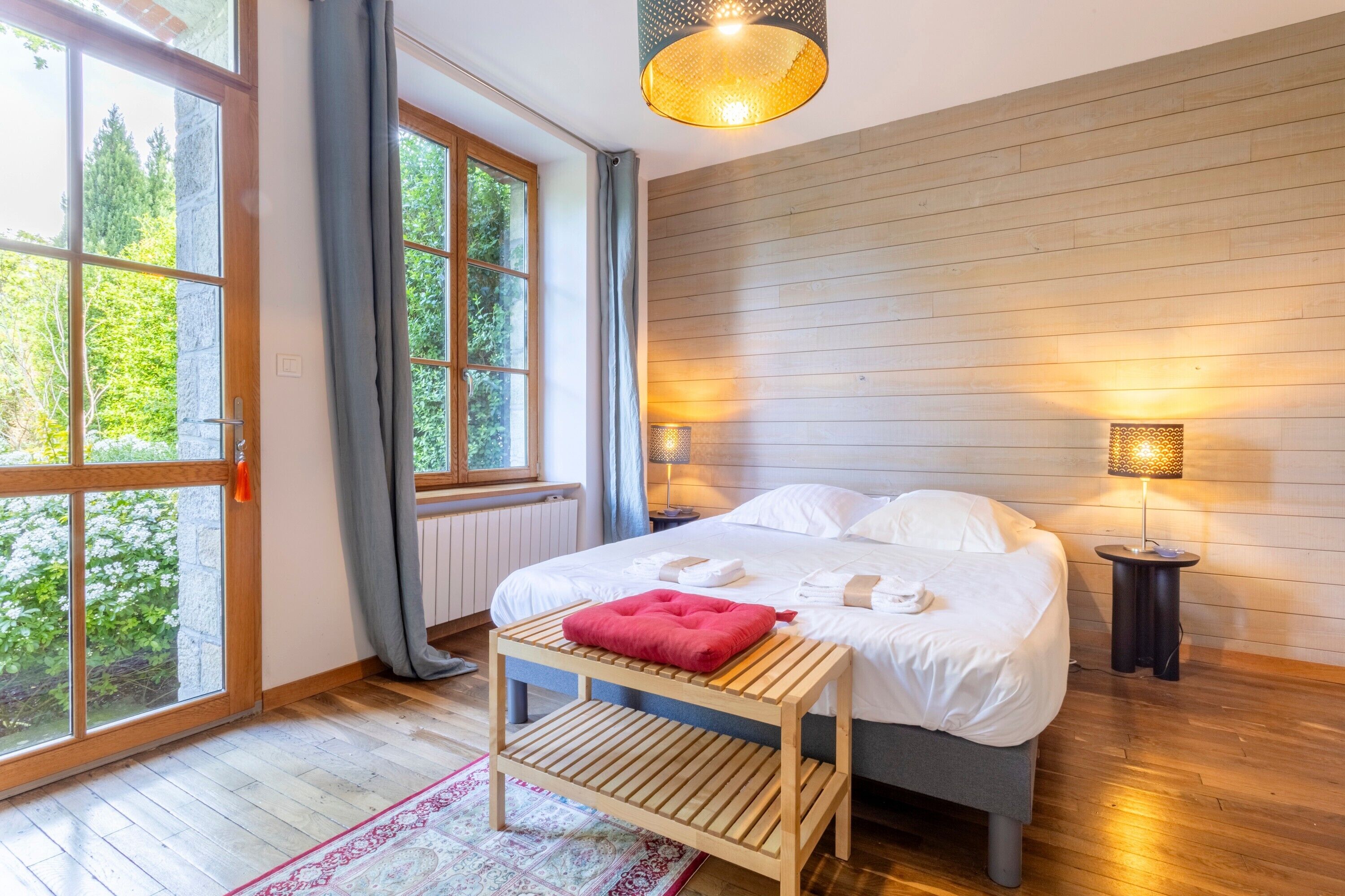 4 Schlafzimmer, Bügeleisen/Bügelbrett, kostenloses WLAN, Bettwäsche