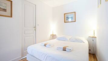 2 Schlafzimmer, Bügeleisen/Bügelbrett, kostenloses WLAN, Bettwäsche