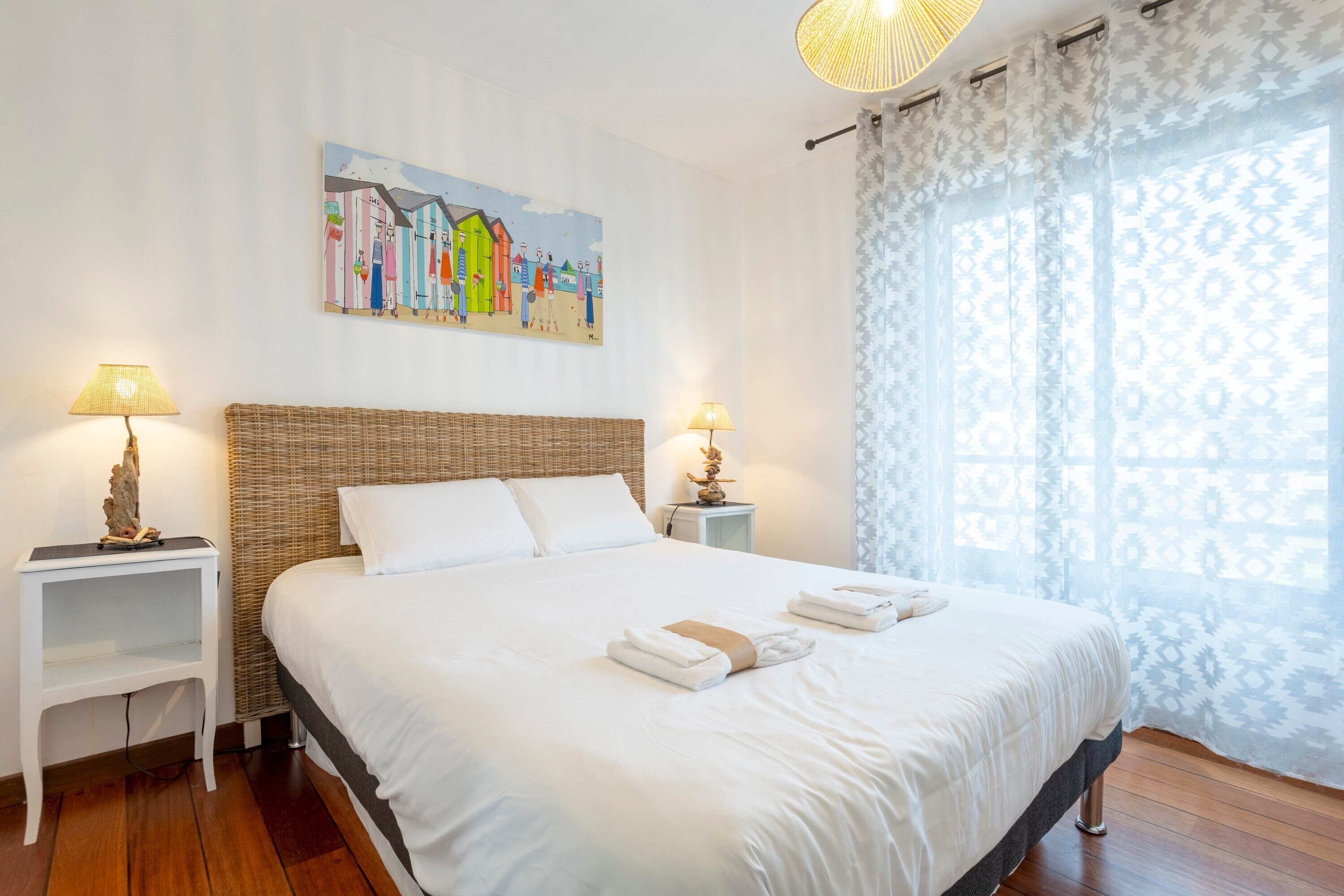 1 slaapkamer, een strijkplank/strijkijzer, gratis wifi, beddengoed