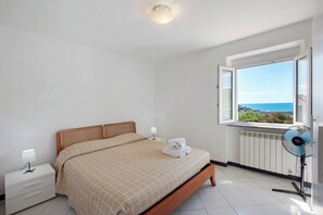 2 soverom, strykejern/-brett, wi-fi (inkludert) og sengetøy