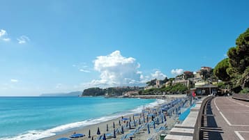 Playa en los alrededores