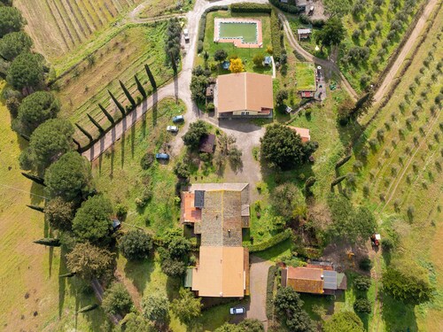 Apartment 'Simone' with Shared Pool and Shared Garden