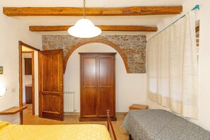 1 chambre, literie fournie