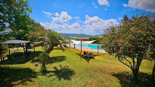 Room 'Camera 2' with Shared Pool, Shared Garden and Air Conditioning