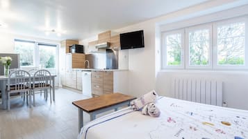 1 makuuhuone, silitysrauta/-lauta, ilmainen Wi-Fi, vuodevaatteet