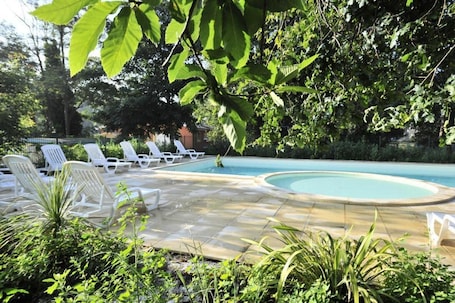 Piscina. Affascinante casa 4-6 pers con piscina, terrazza e spiagge a 1,2 km a Soulac-sur-Mer