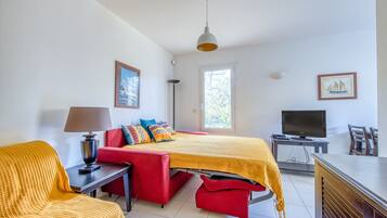 Fer et planche à repasser, accès pour personnes à mobilité réduite