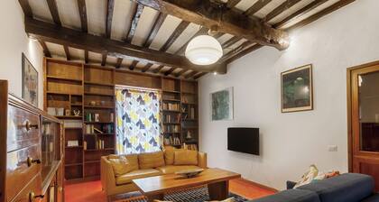 Appartement 'Il Tuo Posto A Greve In Chianti' avec terrasse privée, balcon et Wi-Fi
