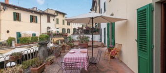 Apartment 'Il Tuo Posto A Greve In Chianti' with Private Terrace, Balcony and Wi-Fi