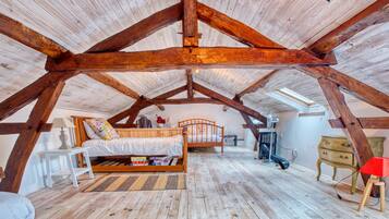 4 slaapkamers, een strijkplank/strijkijzer, gratis wifi