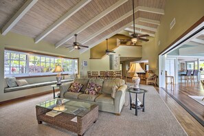 Smart TV, books, stereo