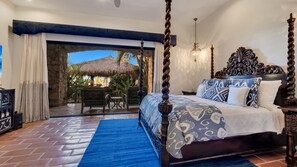 4 bedrooms, desk, iron/ironing board, free WiFi