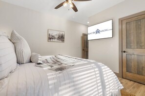 4 bedrooms, free WiFi, bed sheets