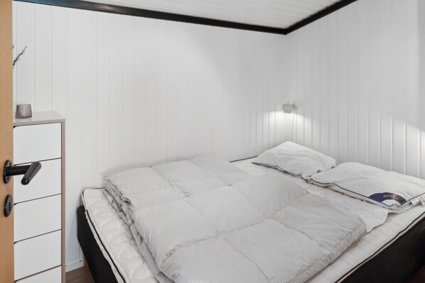 2 bedrooms, free WiFi