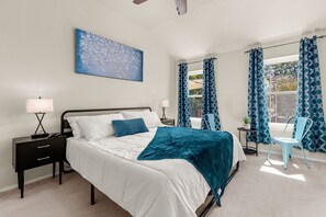 3 chambres, coffres-forts dans les chambres, fer et planche à repasser