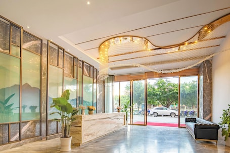 Lobby sitting area. Tianjie International Hotel