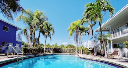 2-Bed, 2-Bath Retreat | Near Beaches & Attractions