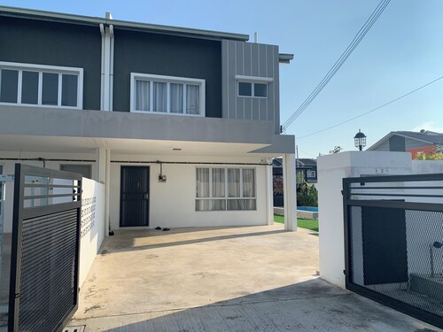 SP Homestay Puncak Alam With Private Swimming Pool