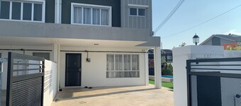 SP Homestay Puncak Alam With Private Swimming Pool